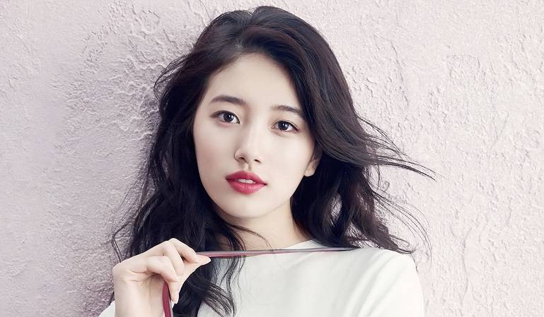 Suzy Expected to Establish One-Man Agency