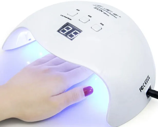 lampe uv pour vernis à ongles